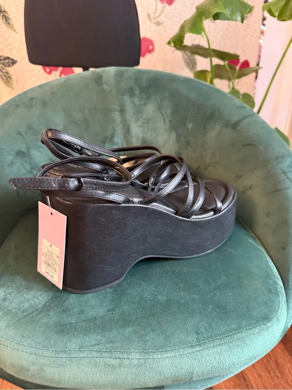 Black Platform Strappy Sandals – Women’s Fashion Wedges